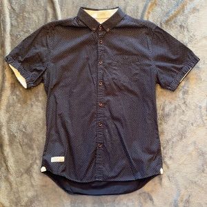 7 Diamonds button down